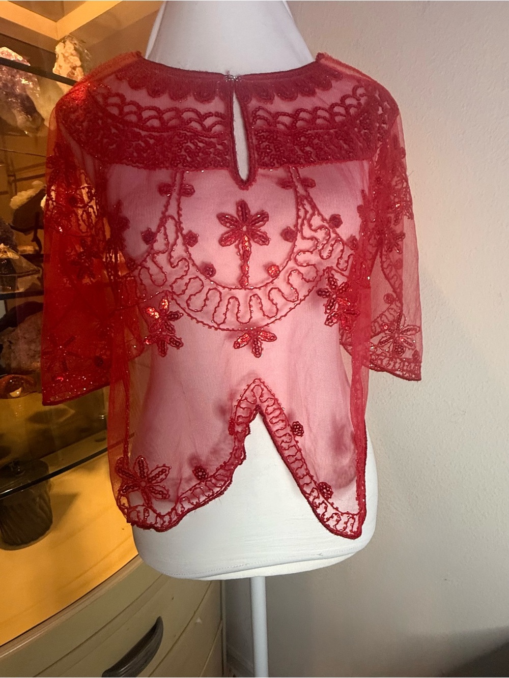 1920s Style Great Gatsby Flapper Red Beaded Sequin Mesh Capelet Shrug - Picture 3 of 7